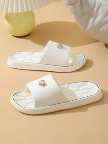 Damskie letnie płaskie klapki z paskiem na co dzień, sandały plażowe z wzorem serca, do użytku wewnątrz i na zewnątrz, oddychające, lekkie, z pianki EVA