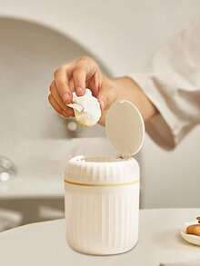 1PC Mini Garbage Bin, Covered Small Trash Can, Desktop Trash Can, Plastic Desktop Waste Paper Basket, Swing-Top Design To Prevent Odor Leakage, Used For Storing Fruit Peel And Paper Scraps On Desk To Keep Tidy, For Bathroom, Home Office Desk Decor,Coffee Table, Office, Living Room, Study - Multicolor - View 7