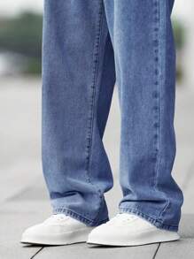 Teenagers/Young Men Minimalist Straight Leg Denim Jeans