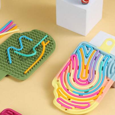 Sensorisches Aktivitätsbrett mit Eiscreme-Thema, Beschäftigungsbrett-Spielzeug für Kinder, multifunktionales sensorisches Spielzeug, ideal als Geschenk zu Weihnachten, Neujahr, Geburtstag, Mini-Spielzeug zur Förderung der Feinmotorik & Unterhaltung, mehrfarbig