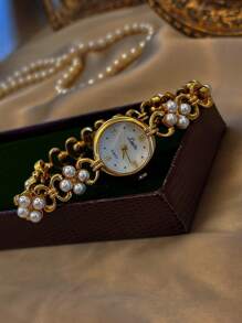 1 Piece Of French New High-End Pearl Inlaid Light Luxury Retro Elegant Temperament Fashion Women's Watch Round Mother-Of-Pearl Dial 30 Meters Waterproof Suitable For Daily Wear And Attending Parties, Vacations, Going Out And Other Occasions To Decorate The Wrist For Holidays Or Birthday Gifts High-Quality Pearl Bracelet Women's Watch