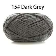 50 g/paquet, 60 m/paquet de fil à tricoter épais fait main (couleur aléatoire) pour tricoter des écharpes, crocheter des chaussures, des poupées et plus