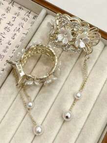 Cinto Feminino - Cinto de Couro Elegante e Simples com Fivela Prateada Brilhante, Decoração de Estudante e Jovem, Cinto de Calça Estilo Coreano, Garra de Cabelo com Strass Flor e Borla Combinando