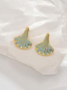 1 Pair Elegant Light Blue Fan Shaped Earrings With Luxurious Gold Trim, Graceful And Unique Design Suitable For Any Occasion