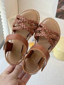 2025 BEST-SELLER Sandales tressées Bosibo pour filles de 3 à 12 ans | Boucle et boucle réglable et semelles Cloud Step Ivory. Plage/École/Parc/Bébé Filles GOJOGOLO!