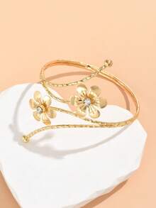 1 Piece Of Elegant And Simple European And American Design With A Fresh And Sweet Golden Flower Opening Armband For Vacation Parties. Exaggerated Armband Suitable For Girls To Go Out And Play On Vacation(Asymmetrical Arm Ring Pattern) - Flower Armband - View 13