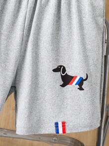 Set de două piese pentru băieți, stil sport, casual, cu un model cu câini mici, combinat cu un design cu dungi roșii, albe și albastre, set de tricou cu guler POLO, pantaloni scurți, confecționat din material confortabil, potrivit pentru ținute casual zilnice în aer liber, vara.