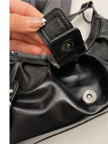 英国复古风格金属机车包女士时尚扣式单肩斜挎包