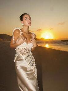 Women's Sequin Knit Crop Top Spaghetti Strap Sleeveless Sexy Low-Cut Irregular Hem Top For Summer Beachwear