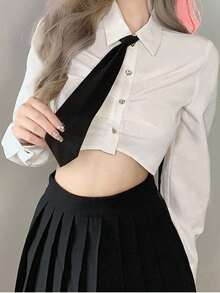 短款、黑色、不系领带、休闲领带，具有百搭的学院风，可作为情人节或开学礼物。非常适合在学校日常佩戴。