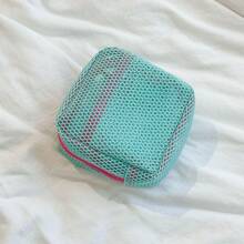 Pochette étanche pour cosmétiques 2025 Dopamine Tofu avec design en maille, grand sac d'articles de toilette de voyage pour produits de maquillage et d'hygiène | Étui de rangement à compartiments multiples avec fermeture éclair et sangle antidérapante. La couleur du nœud est aléatoire.