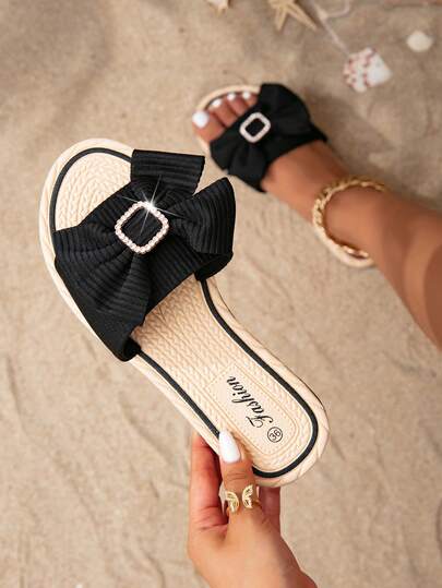 Women's Fashionable Elegant, Classic Generous, Minimalist Stylish, Outdoor Non-Slip Beach Sandals With Applique Design, Spring/Summer