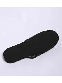 2025 New Handmade Beaded Slippers, Black High-End Slippers, Fashion House Slippers, Closed Toe Slippers, New Women's Bestselling Embroidered Breathable Mesh Round Toe Flat Slip-On Mules