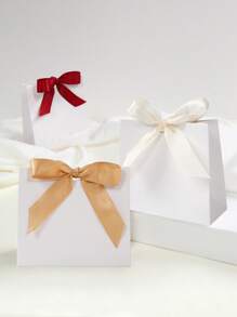 10 Stück weiße Kraftpapiertüten, weiß/gold/rote Schleifenband-Dekor Geschenktüten, Geburtstagsfest Geschenkverpackung, Hochzeitsgeschenkverpackung, Kosmetiktaschen, wiederverwendbare Geschenktüten für Geburtstag, Partys, Brautparty und Geschenke für Freunde, Geburtstagsfest-Gastgeschenke