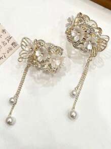 Cinto Feminino - Cinto de Couro Elegante e Simples com Fivela Prateada Brilhante, Decoração de Estudante e Jovem, Cinto de Calça Estilo Coreano, Garra de Cabelo com Strass Flor e Borla Combinando
