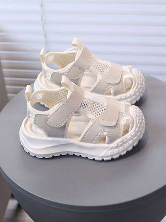 1 双儿童时尚软底绑带运动凉鞋，PU 钩环设计户外平底跑步凉鞋，适合夏季