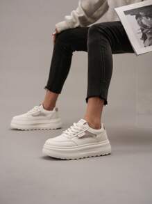 Thick Sole White Sneakers, Mesh Upper, Versatile & Lightweight For Summer 2025, New Popular Women's Soft Sole Breathable Comfortable Casual Shoes, Hollow Out Fashion Sports Shoes, Anti-Slip, Petite, Korean Ins Style