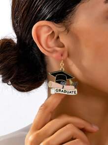 1 Pair Graduation Cap Shaped Earrings, Creative Student Scroll & Doctoral Cap Graduation Memento Gifts, Unique Design Graduation Earrings