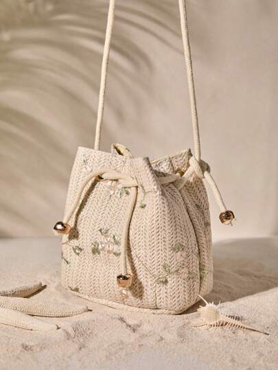 Tropiscape Mini bolso de paja blanco con bordado floral y cordón, necesidades de playa, artículos esenciales de playa, cosas de playa y artículos esenciales de verano