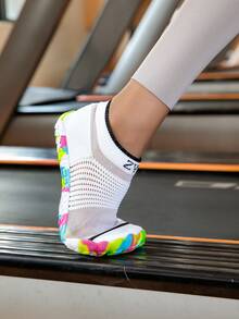 ZVB Couples Water Shoes, Suitable For Barefoot Enthusiasts, Soft Sole Women's Beach Shoes For Swimming, Diving, Outdoor Quick-Drying Summer Sandals, Fishing Water Shoes, Anti-Slip & Breathable - White - View 8