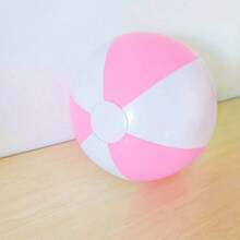 Balón de playa inflable con diseños vibrantes de arcoíris y azul - Hecho de material de PVC duradero para fiestas en la piscina, juegos de playa, decoraciones de verano y actividades al aire libre | Juguete flotante impermeable para adultos, barbacoas en el patio, eventos con temática hawaiana y accesorios para fotos de vacaciones (fácil de inflar, diseño compacto para viajes)