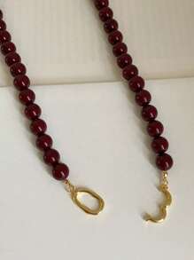 1 pieza Collar de cuentas de piedra natural de ágata roja, cadena dorada para mujer, cierre de doble broche, forma redonda, enchapado en oro de 14K, adecuado para accesorio diario y de fiesta, joyería de moda, regalo para la mejor amiga