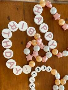 20块/10块/8块/1块/2块/4块/6块装,尺寸为5.51英寸*3.14英寸*1.77英寸,干湿两用花泥砖,绿色聚苯乙烯泡沫块,适用于插花、植物装饰和手工艺品制作,春季插花和手工艺品制作,也适用于婚礼装饰、新娘背景幕布、婚礼拱门、餐桌摆饰等。 - 圓形白色泡沫 - 查看 10