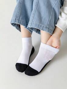 5 Pairs Kids Solid Color Mesh Breathable Cotton Socks, Boys Girls School Socks Patchwork Design - Black and White - View 3