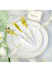 25 pièces Assiette de gâteau blanc, service de couverts de mariage de haute qualité, réutilisable et facile à nettoyer. Parfait pour la décoration de mariage, la décoration de fête, les anniversaires, les réunions de famille, les activités en plein air, l'école, la décoration de salle à manger et de cuisine pour les dîners de groupe