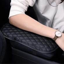 Copri console centrale per auto in pelle, cuscino poggiabraccio con 2 tasche portaoggetti, accessorio universale per bracciolo sedile auto, imbottitura protettiva per interni auto adatta alla maggior parte dei veicoli