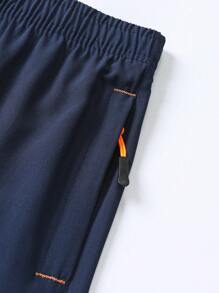 Pantaloni scurți sport subțiri dintr-o bucată, cu uscare rapidă, pentru bărbați, vara 2025, noi, în aer liber, pentru drumeții și alpinism, pantaloni scurți de alergare cu cinci puncte
