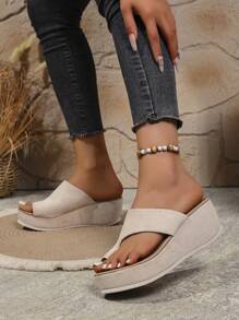 Infradito con platform alla moda, sandali casual da donna con tomaia aperta e suola imbottita, adatti per la spiaggia