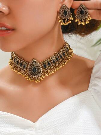 1pc Vintage Peacock Wing Rhinestone Water Drop Necklace & 1 Pair Vintage Teardrop Pearl Personalized Earrings, Stylish Jewelry Set Suitable For Women To Wear To Banquets Or Parties