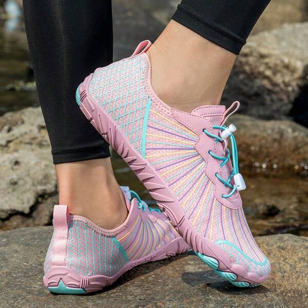 Zapatos de agua para mujer, calcetines de agua antideslizantes y ligeros, zapatos descalzos para mujer, zapatos para playa y natación de secado rápido, zapatos resistentes para deportes acuáticos, adecuados para vacaciones en la playa, campamento, fiestas, natación y pesca