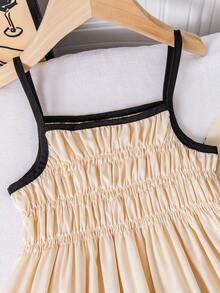 女童复古荷叶边吊带 + 花卉印花裤套装，舒适轻便的夏季服装，包含荷叶边吊带上衣和阔腿印花裤，适合海滩、野餐、家庭拍照 - 杏色 - 查看 8