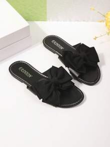 Wide Fit Women Plus Size Oversized Bow Flower Anti-Slip Flat Round Toe Leather Sandals, Brown, Suitable For Home, Gathering, Vacation, Spring/Summer