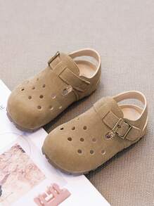 1 Pair New Summer Girls Solid Color Flat Sandals, Retro Chic Roman Strap Decor, Perforated Design, Breathable & Comfortable For Girls Aged 3-12 To Go Out Shopping Or Parties