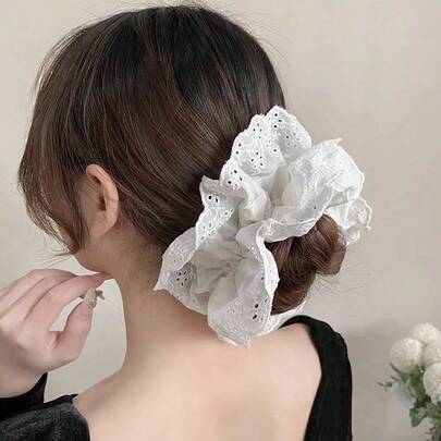 1pc Women's White Elegant French Lace Hollow Floral Scrunchie, Niche Design Elastic Hair Tie, Minimalist Versatile Hair Accessory For Everyday Use Scrunchies Hair Ties Ponytail