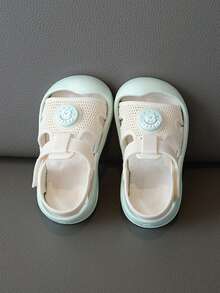 1 双幼儿儿童可爱卡通露趾凉鞋，软底户外防滑防撞运动凉鞋，适合夏季 - 綠色 - 查看 4