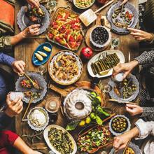 100 Pieces Round Paper Placemats, Paper Doilies, 6.5, 8.5, And 10.5 Inch Doilies For Food, Disposable Lace Paper Doilies For Tables, Crafts, Baby Showers, Parties, Wedding, Birthday, Tableware Decoration