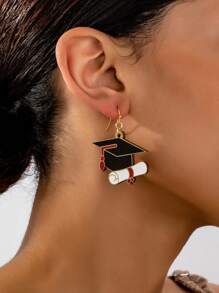 1 Pair Graduation Cap Shaped Earrings, Creative Student Scroll & Doctoral Cap Graduation Memento Gifts, Unique Design Graduation Earrings