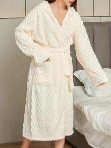 1pc Coral Fleece Hooded Bathrobe With 3D Tortoiseshell Texture - Soft, Comfortable, Absorbent Loungewear & Morning Robe For Home Back To School - White - View 4