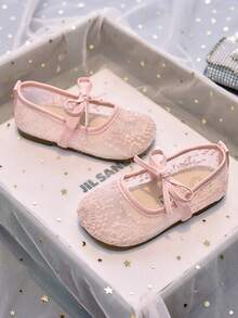 1 Đôi giày đế mềm lưới rỗng họa tiết pháo hoa cho bé gái, giày Hanfu nơ kiểu Trung Hoa mới, xuân/hè - Hồng - Xem 2