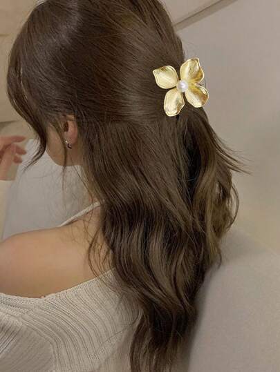 مشبك شعر من سبيكة الزنك بتصميم زهرة ذهبية ومحاكاة اللؤلؤ، مناسب للاستخدام اليومي وفي المنتجعات الشاطئية، هدية رائعة لعيد المرأة، اكسسوارات شعر للنساء للاستخدام في الصيف والشتاء