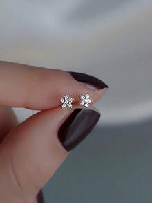 BALMORA A Pair Of Sterling 925 Silver Fashionable Elegant Cute Small Flower Zirconia Ear Studs Earrings For Women Daily Wearing Friendship Party Jewelry Gift - Silver - View 4