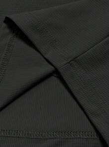 Men's Summer Elastic Waist Casual Sports Woven Shorts With Tucked Towel Waistband