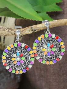 2 piezas de clips de oreja vintage bohemios con diseño geométrico calado, pendientes de clips de moda creativa y de alta gama sin necesidad de perforación
