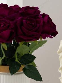 1pc/4pcs/5pcs/8pcs Red Rose Artificial Flowers Artificial Bridal Bouquet Realistic Velvet Faux Flower Flower Arrangement Decoration Fake Rose Artificial Rose For Valentine's Day Gifts Wedding Party Home Decoration, Birthday Gifts Outdoor Indoor Decor, Vase Floral Decor (Purchase Instructions: May Contain Odor, Please Place In Window For Ventilation For 1-2 Days) Artificial Plant