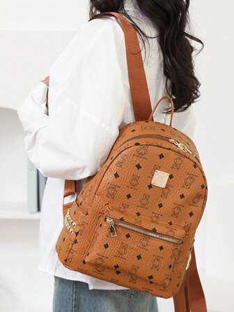 全新全印花背包，女士休闲简约通勤背包，小熊和字母印花