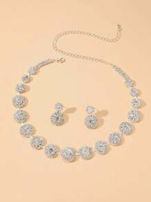 Set de 3 piezas de joyería de fiesta de boda de lujo para mujer, que incluye un collar con adornos de diamantes y brillantes y 2 aretes a juego como accesorios de disfraz para baile de graduación
